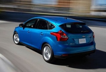 長安福特 ?？怂箖蓭?2.0L 手動 豪華運動型 2012款