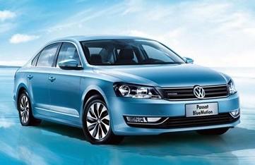 上海大眾帕薩特 2013款 1.4T DSG藍驅導航版