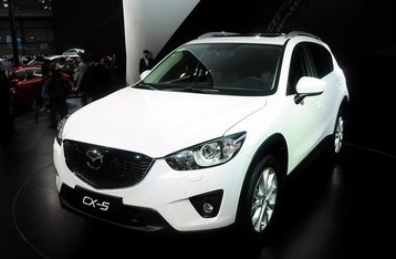 2013款馬自達CX-52.0L 手動兩驅舒適版