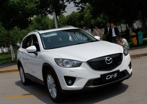 2013款馬自達CX-52.0L 自動兩驅舒適版